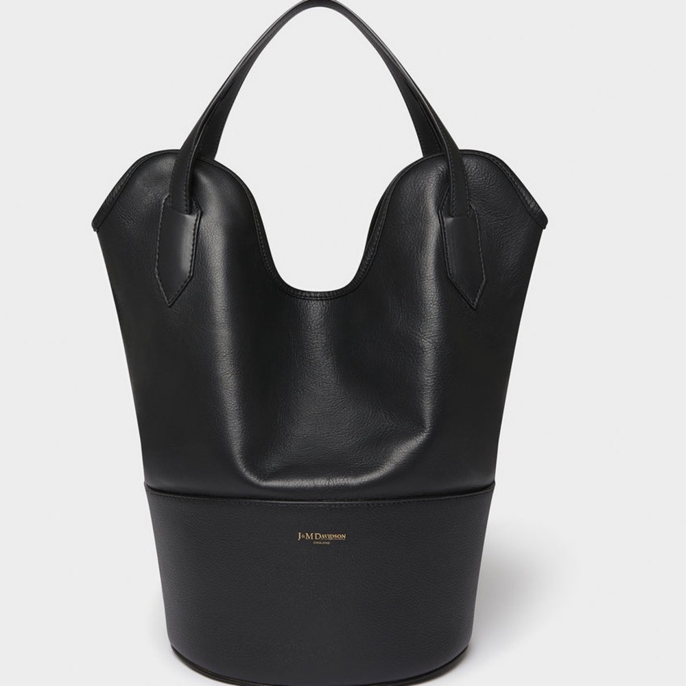 NWT. REDUCED! J and M Davidson Small Ray Handbag. Black. Luxe Leather.
